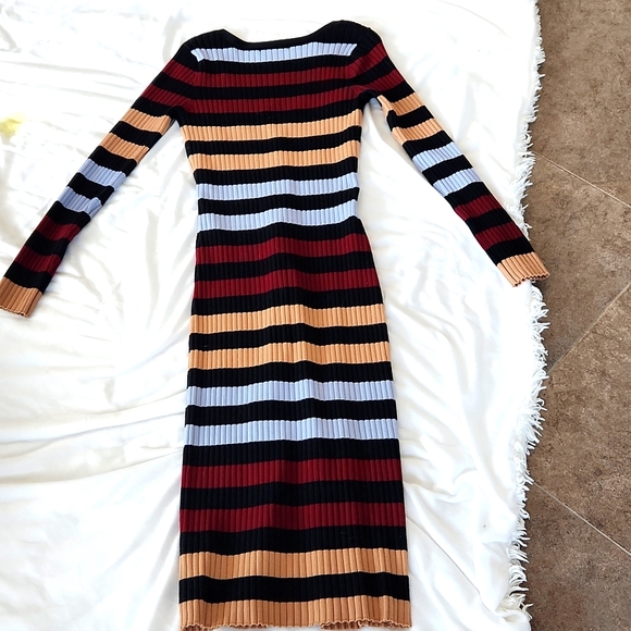 NWOT Sweater Dress - Picture 7 of 9